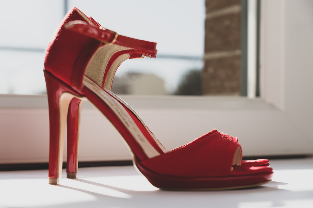 Ekskluzywne buty damskie włoskie: Elegancja i styl na najwyższym poziomie